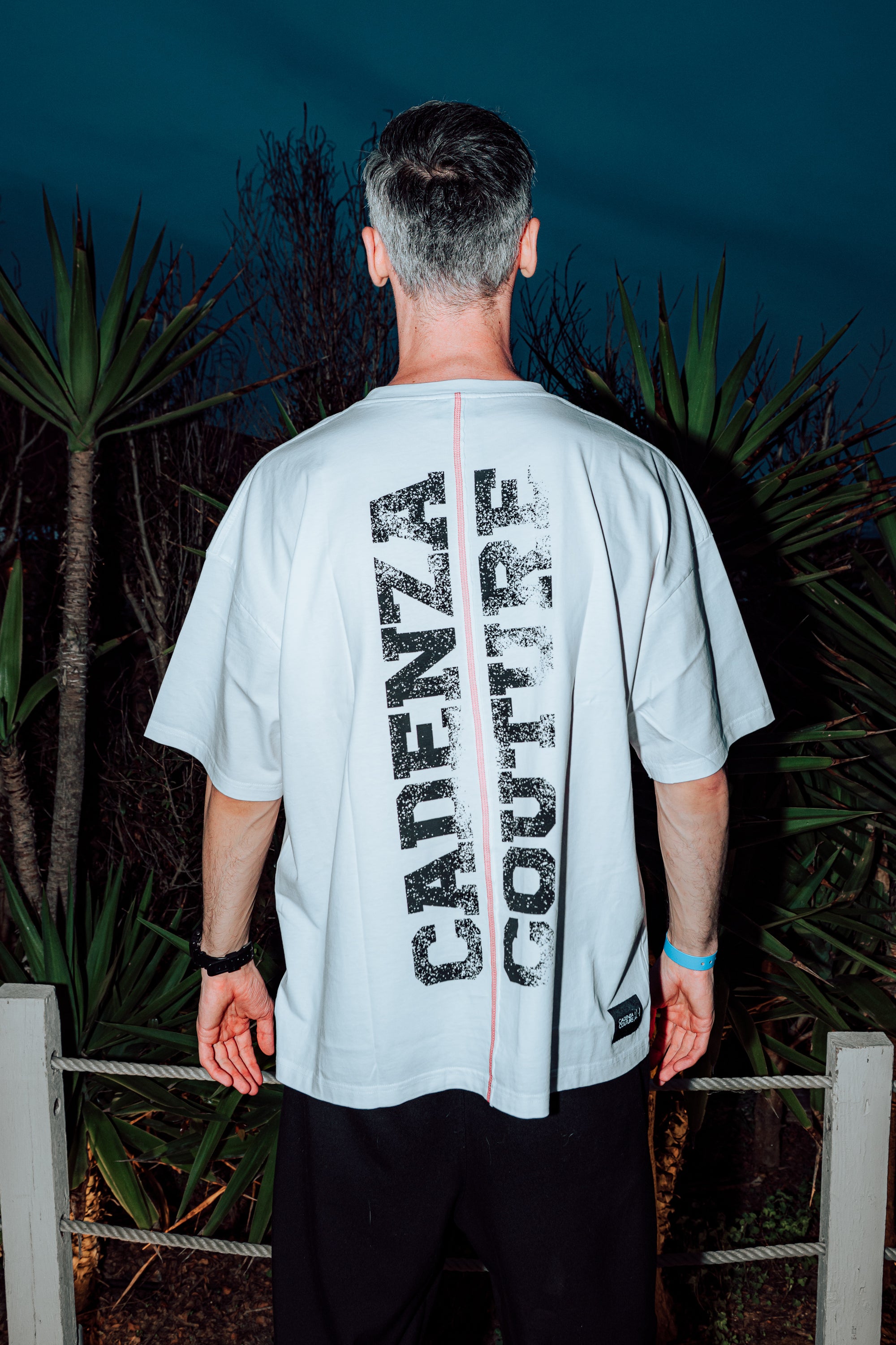 T-Shirt - Rave into Heart