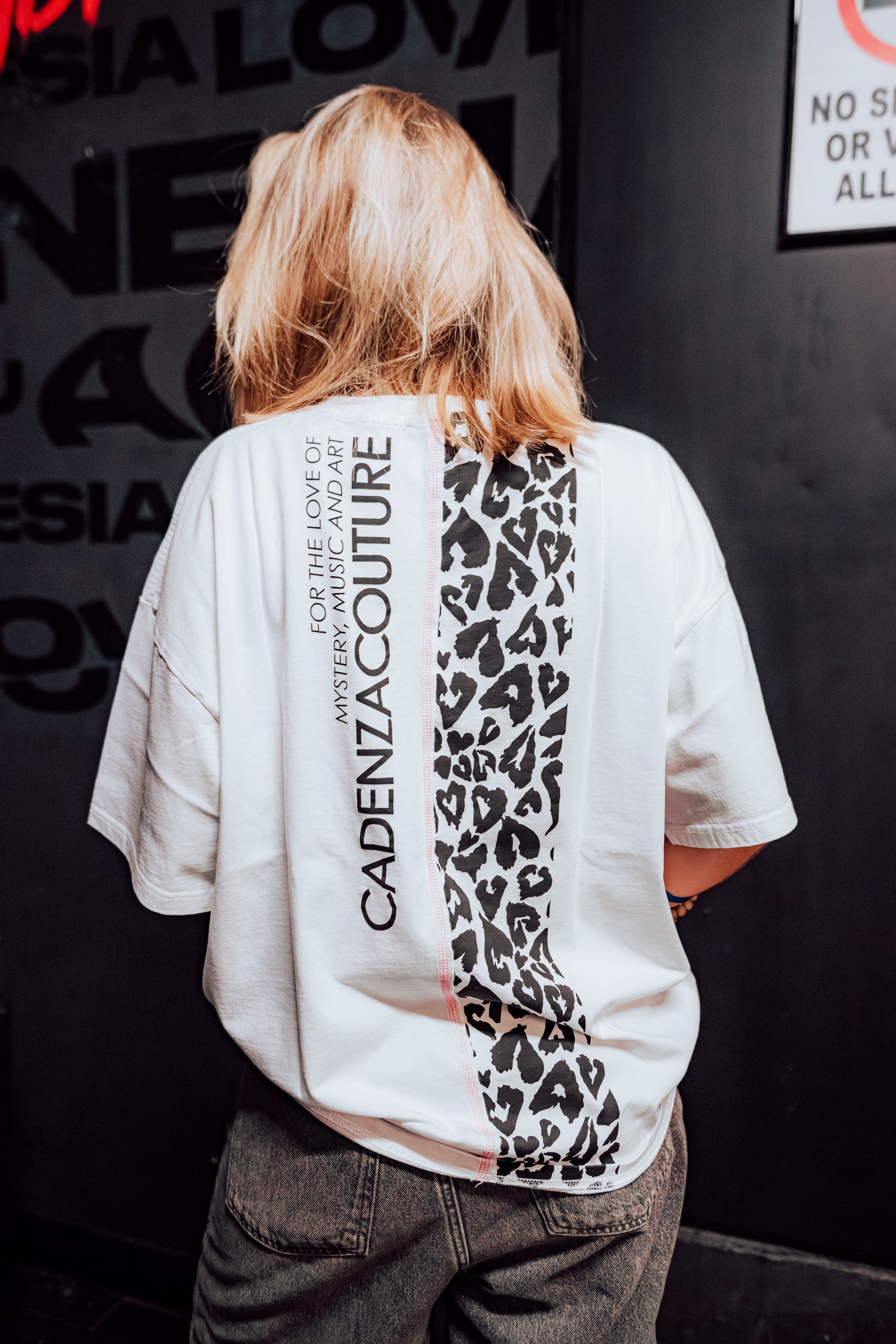 T-Shirt – VINYL LEO